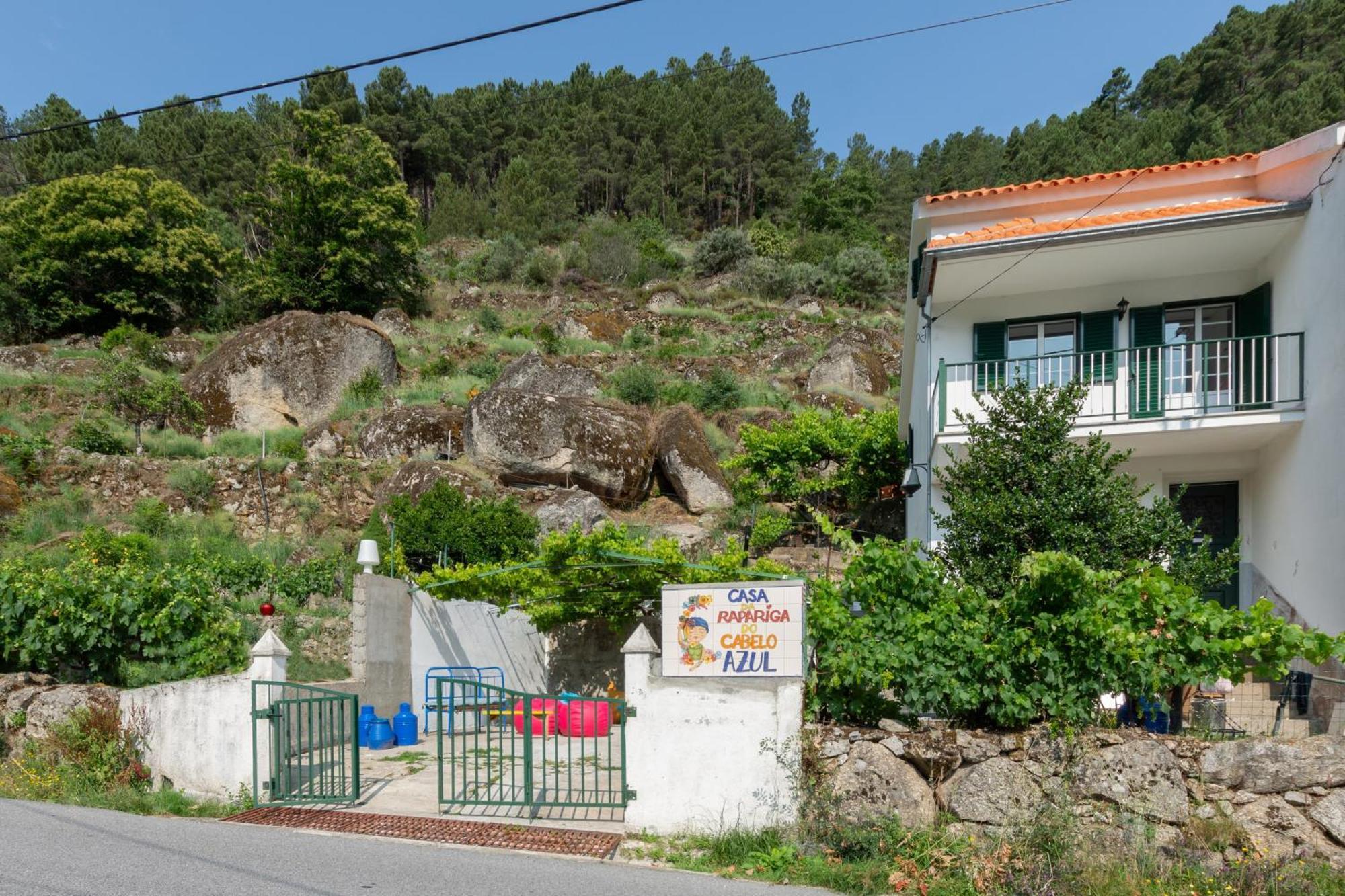 Ferienwohnung A Casa Da Rapariga De Cabelo Azul Manteigas Exterior foto